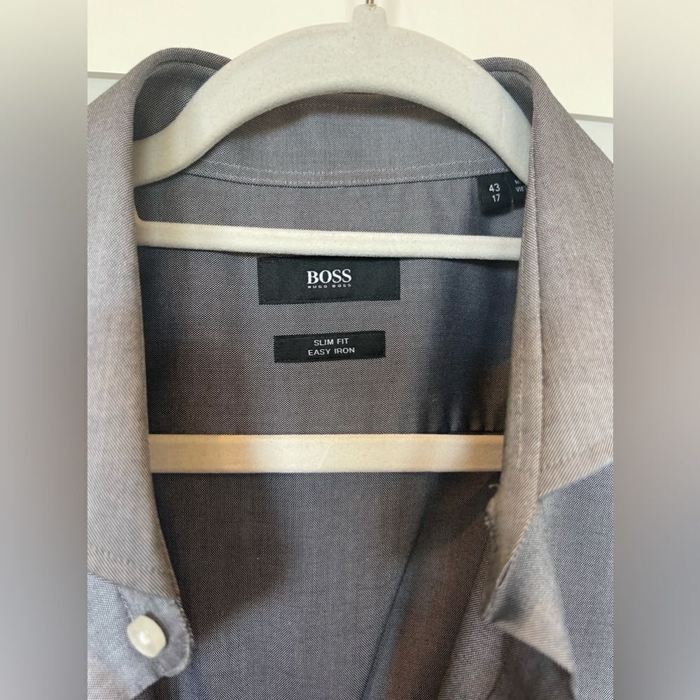 Hugo Boss shirt. - Picture 3 of 4